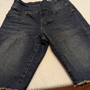 DG2 by Diane Gilman Stretch Denim Fray-Hem Bermuda Short